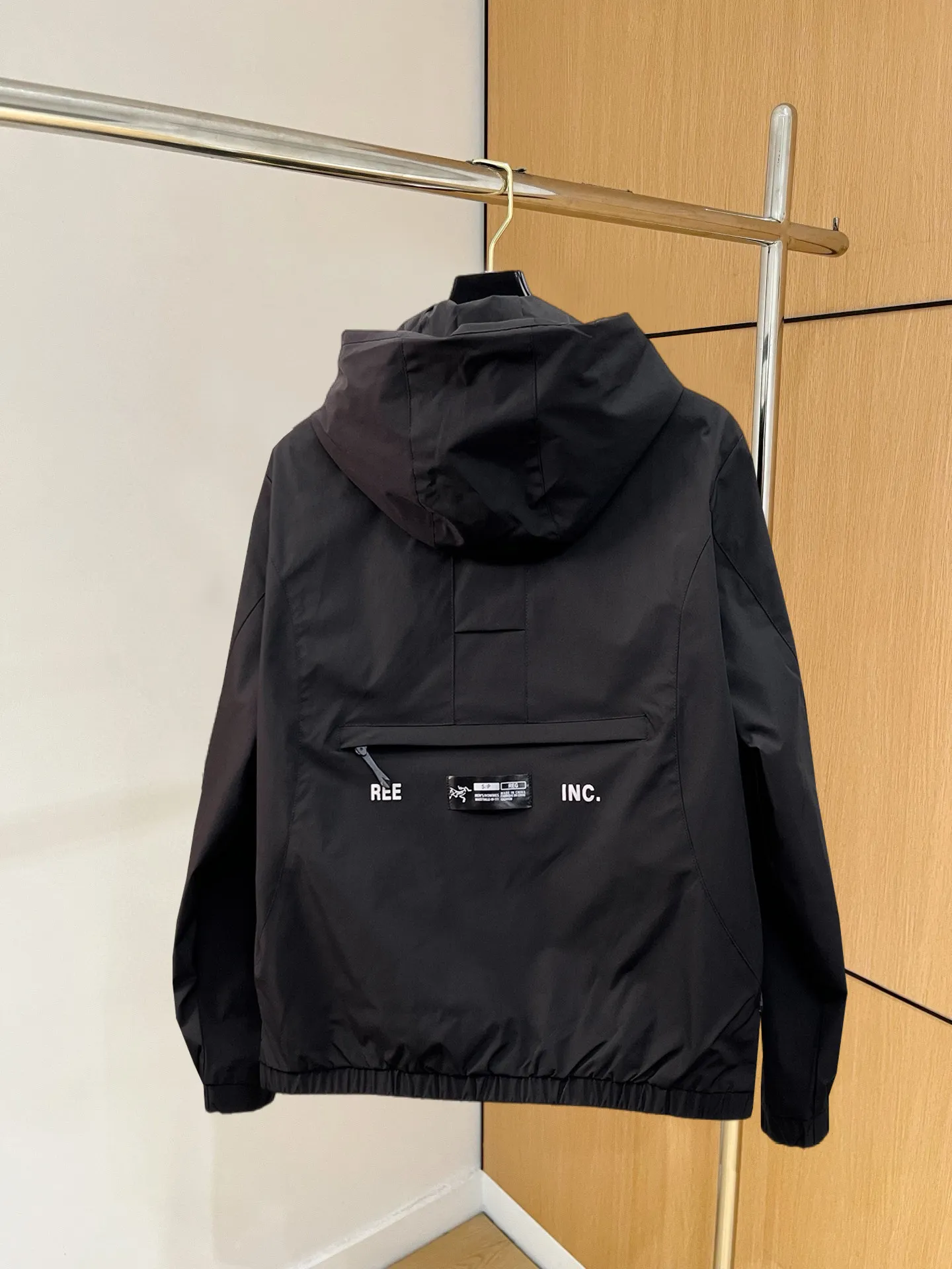Same Style， ， 2026 New Arrival ， Original Premium Breathable ， ， ， Quality。 ， Sizes：M～3XL